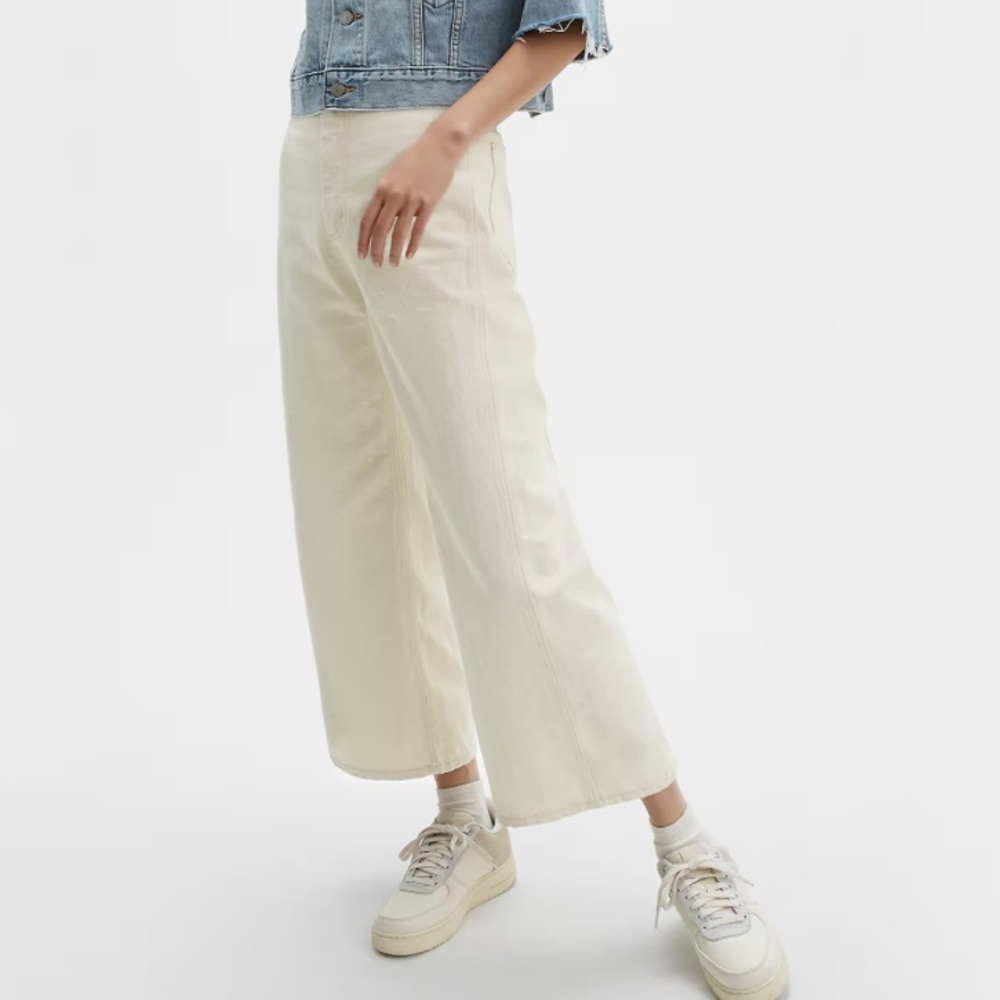 LEVI'S® X WELLTHREAD™ RIBCAGE WIDE LEG CROPPED WOMEN'S JEANS in natural wash